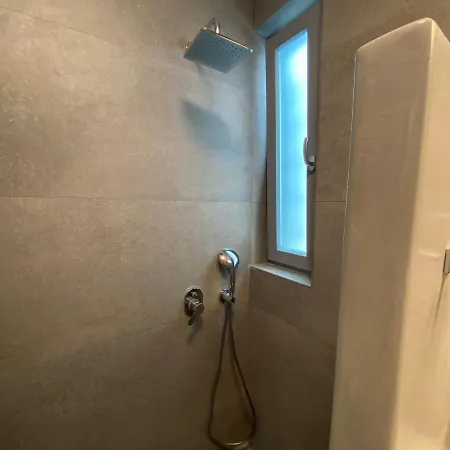 Ramus Paros * Isterni (Paros)