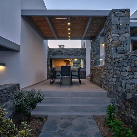 Ramus Paros Villa