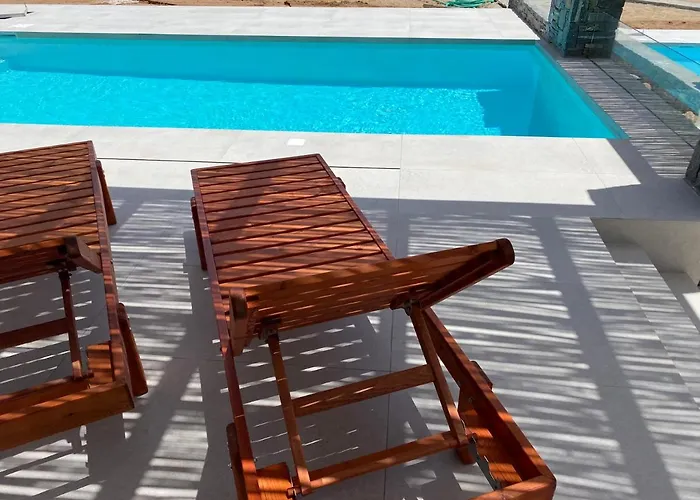 Ramus Paros Isterni (Paros)